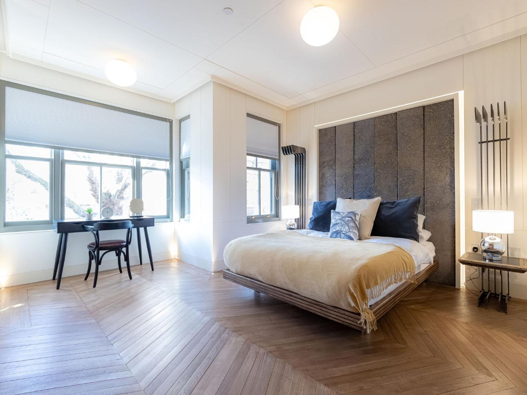 לונדון Modern Deluxe Five Bedroom House Near Chalk Farm Station By Belvilla מראה חיצוני תמונה